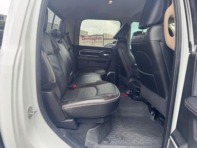 2022 RAM 3500 Laramie 4x4 Crew Cab 8 ft. box 169.5 in. WB