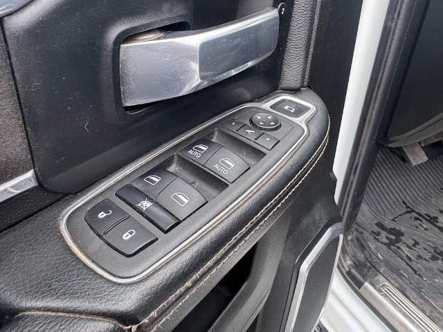 2022 RAM 3500 Laramie 4x4 Crew Cab 8 ft. box 169.5 in. WB