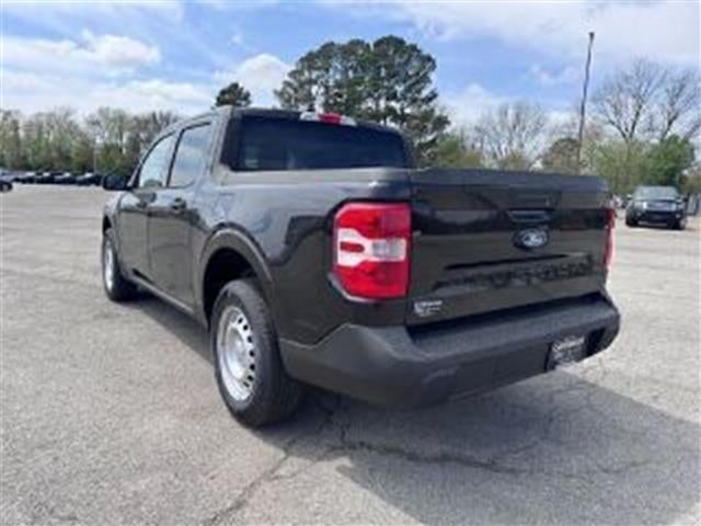 2025 Ford Maverick XL All-Wheel Drive SuperCrew 4.5 ft. box 121.1 in. WB