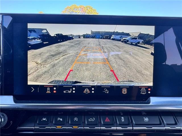 2024 Chevrolet Silverado 1500 High Country 4x4 Crew Cab 5.75 ft. box 147.4 in. WB