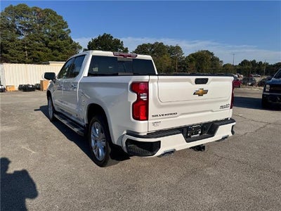 2024 Chevrolet Silverado 1500 High Country 4x4 Crew Cab 5.75 ft. box 147.4 in. WB