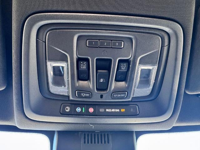2024 Chevrolet Silverado 1500 High Country 4x4 Crew Cab 5.75 ft. box 147.4 in. WB
