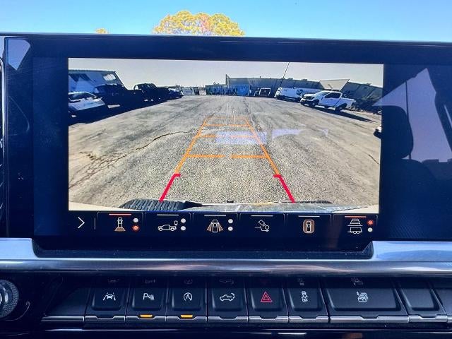 2024 Chevrolet Silverado 1500 High Country 4x4 Crew Cab 5.75 ft. box 147.4 in. WB