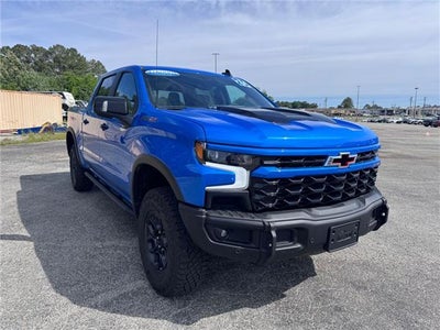 2025 Chevrolet Silverado 1500 ZR2 4x4 Crew Cab 5.75 ft. box 147.4 in. WB