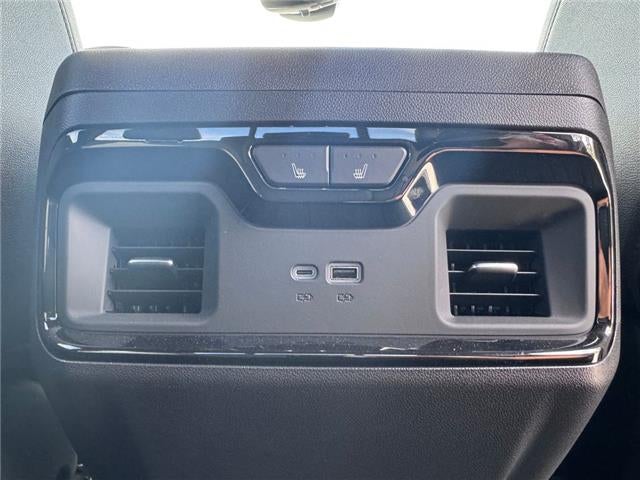 2025 Chevrolet Silverado 1500 ZR2 4x4 Crew Cab 5.75 ft. box 147.4 in. WB