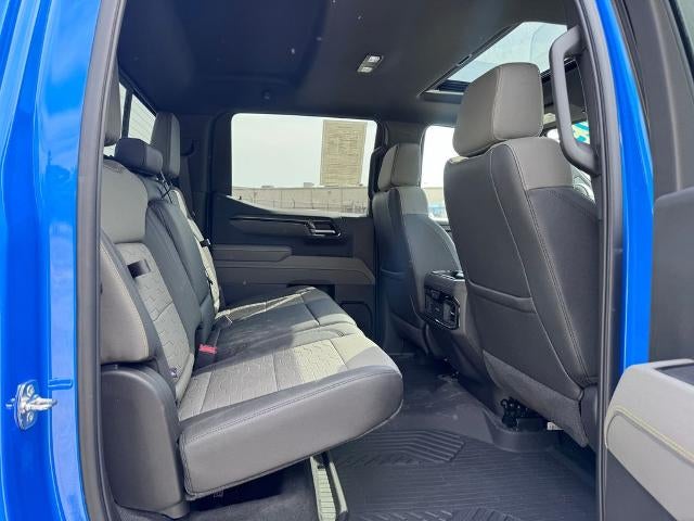 2025 Chevrolet Silverado 1500 ZR2 4x4 Crew Cab 5.75 ft. box 147.4 in. WB