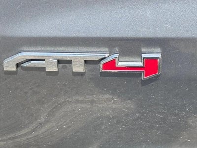 2021 GMC Sierra 1500 AT4 4x4 Crew Cab 5.75 ft. box 147.4 in. WB