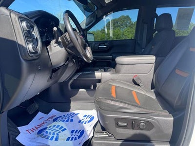 2020 GMC Sierra 1500 AT4 4x4 Crew Cab 5.75 ft. box 147.4 in. WB