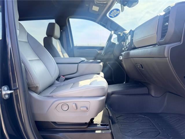 2024 GMC Sierra 1500 SLT 4x4 Crew Cab 5.75 ft. box 147.4 in. WB