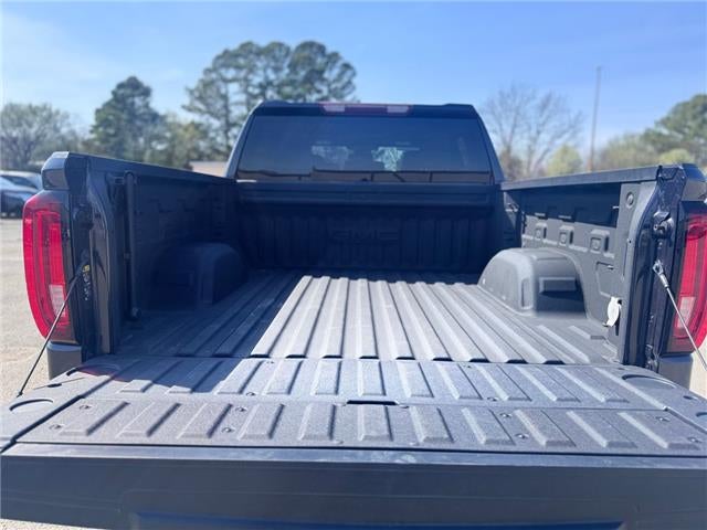 2024 GMC Sierra 1500 SLT 4x4 Crew Cab 5.75 ft. box 147.4 in. WB