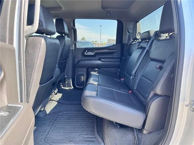 2022 GMC Sierra 1500 SLT 4x4 Crew Cab 5.75 ft. box 147.4 in. WB