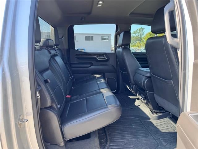 2022 GMC Sierra 1500 SLT 4x4 Crew Cab 5.75 ft. box 147.4 in. WB
