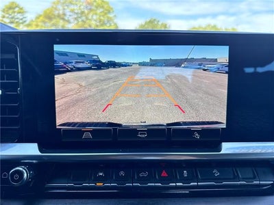 2022 GMC Sierra 1500 SLT 4x4 Crew Cab 5.75 ft. box 147.4 in. WB