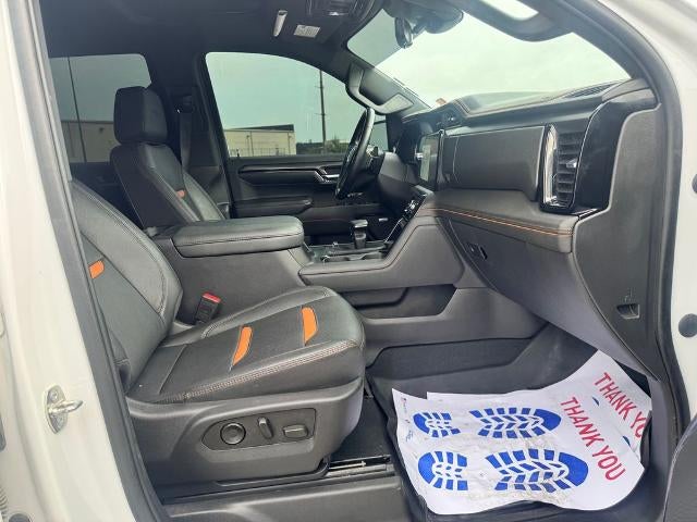2023 GMC Sierra 1500 AT4 4x4 Crew Cab 5.75 ft. box 147.4 in. WB