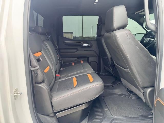 2023 GMC Sierra 1500 AT4 4x4 Crew Cab 5.75 ft. box 147.4 in. WB