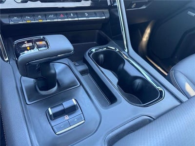 2025 GMC Sierra 1500 AT4 4x4 Crew Cab 5.75 ft. box 147.4 in. WB