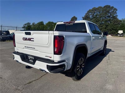 2025 GMC Sierra 1500 AT4 4x4 Crew Cab 5.75 ft. box 147.4 in. WB