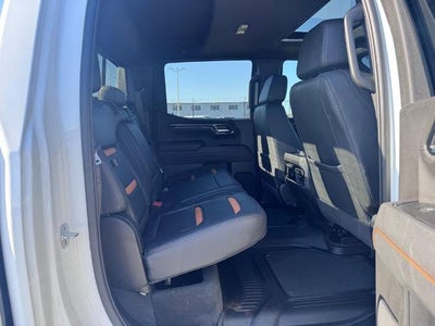 2025 GMC Sierra 1500 AT4 4x4 Crew Cab 5.75 ft. box 147.4 in. WB