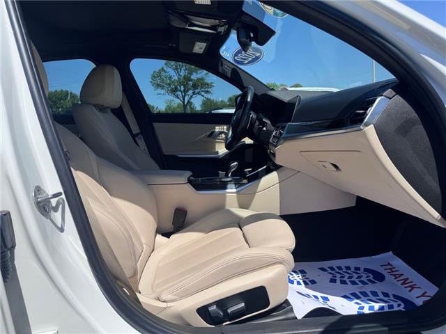 2022 BMW 330 i xDrive (NA) All-Wheel Drive Sedan