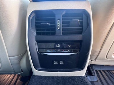 2022 BMW 330 i xDrive (NA) All-Wheel Drive Sedan