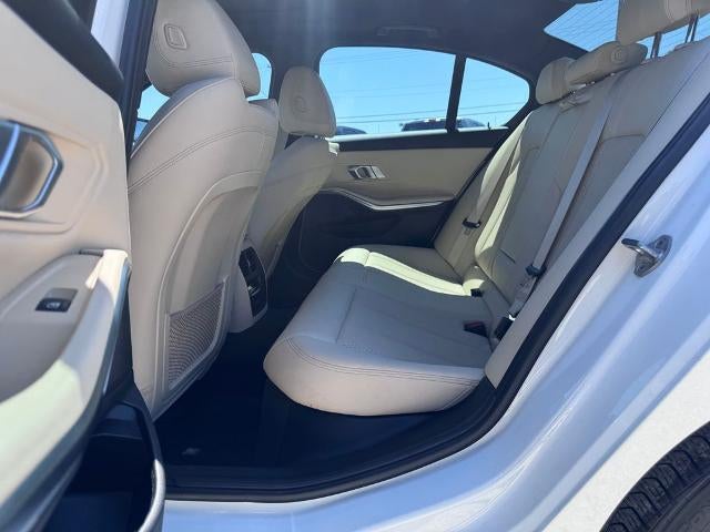 2022 BMW 330 i xDrive (NA) All-Wheel Drive Sedan