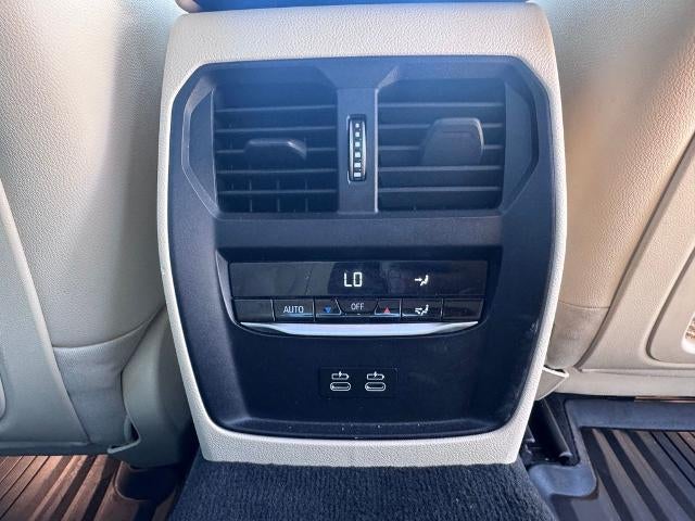 2022 BMW 330 i xDrive (NA) All-Wheel Drive Sedan