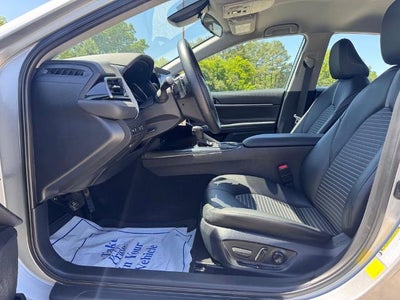 2024 Toyota Camry SE Front-Wheel Drive Sedan