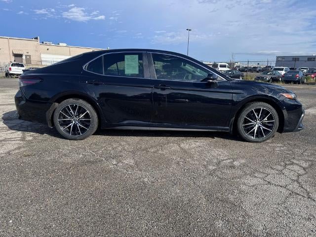 2021 Toyota Camry SE Front-wheel Drive Sedan