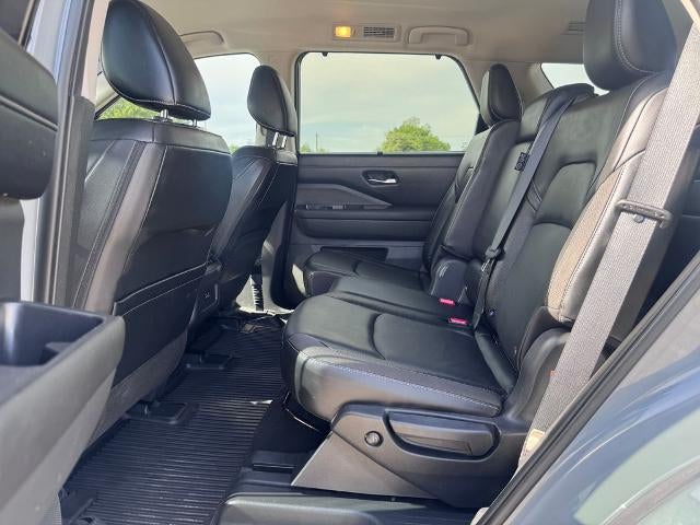 2023 Nissan Pathfinder SL (A9) 4x4