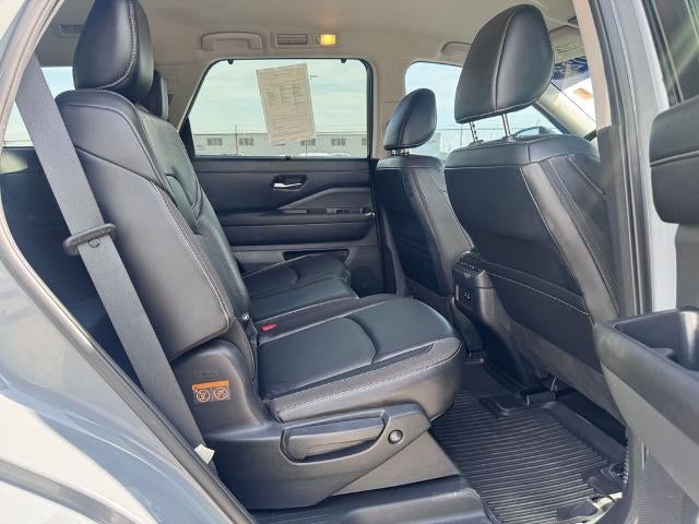 2023 Nissan Pathfinder SL (A9) 4x4