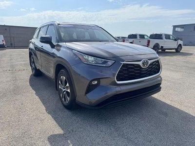 2020 Toyota Highlander XLE All-wheel Drive