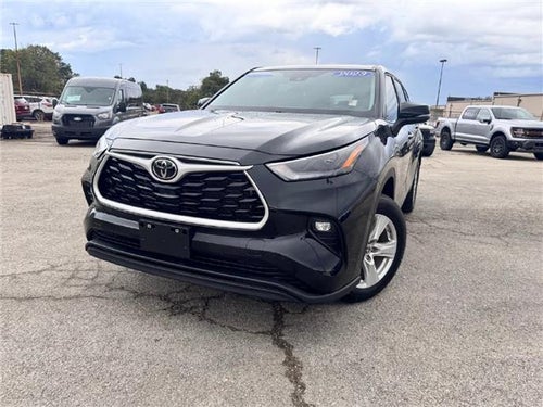 2023 Toyota Highlander LE