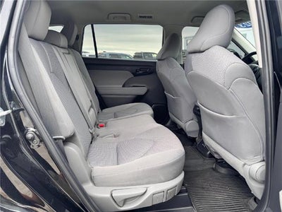 2023 Toyota Highlander LE