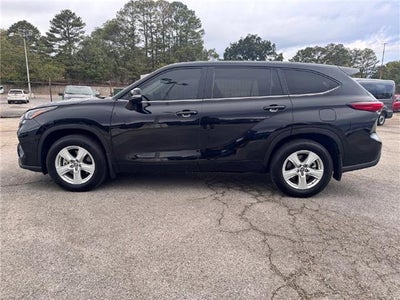 2023 Toyota Highlander LE