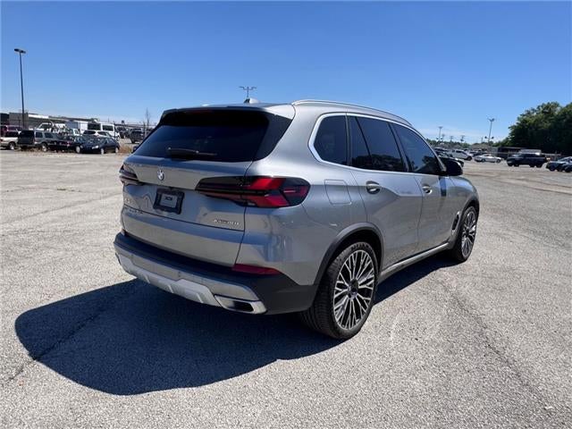 2025 BMW X5 xDrive40i All-Wheel Drive Sports Activity Vehicle