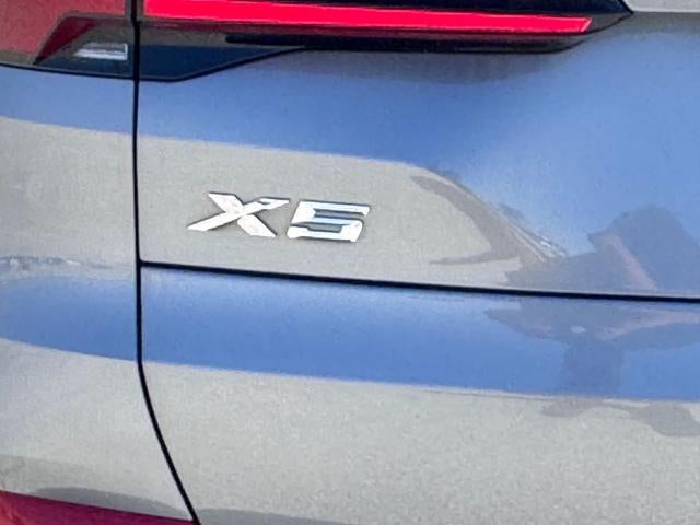 2025 BMW X5 xDrive40i All-Wheel Drive Sports Activity Vehicle