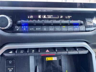 2024 Toyota Sequoia Platinum