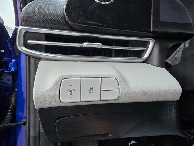 2024 Hyundai Elantra Limited (IVT) Sedan