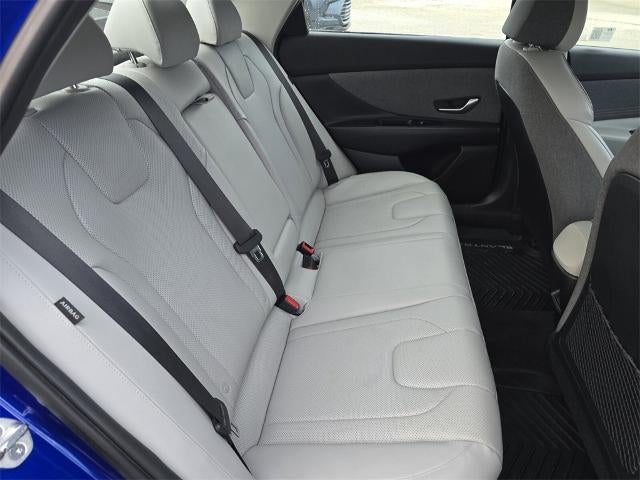 2024 Hyundai Elantra Limited (IVT) Sedan