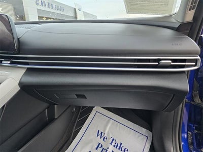 2024 Hyundai Elantra Limited (IVT) Sedan