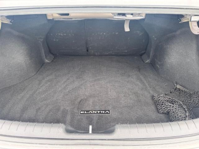 2024 Hyundai Elantra SEL (IVT) Sedan