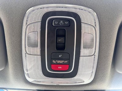 2024 Hyundai Elantra SEL (IVT) Sedan