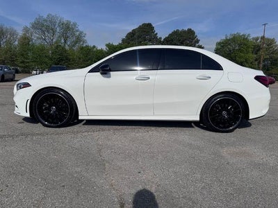 2022 Mercedes-Benz A-Class A 220 Front-Wheel Drive Sedan