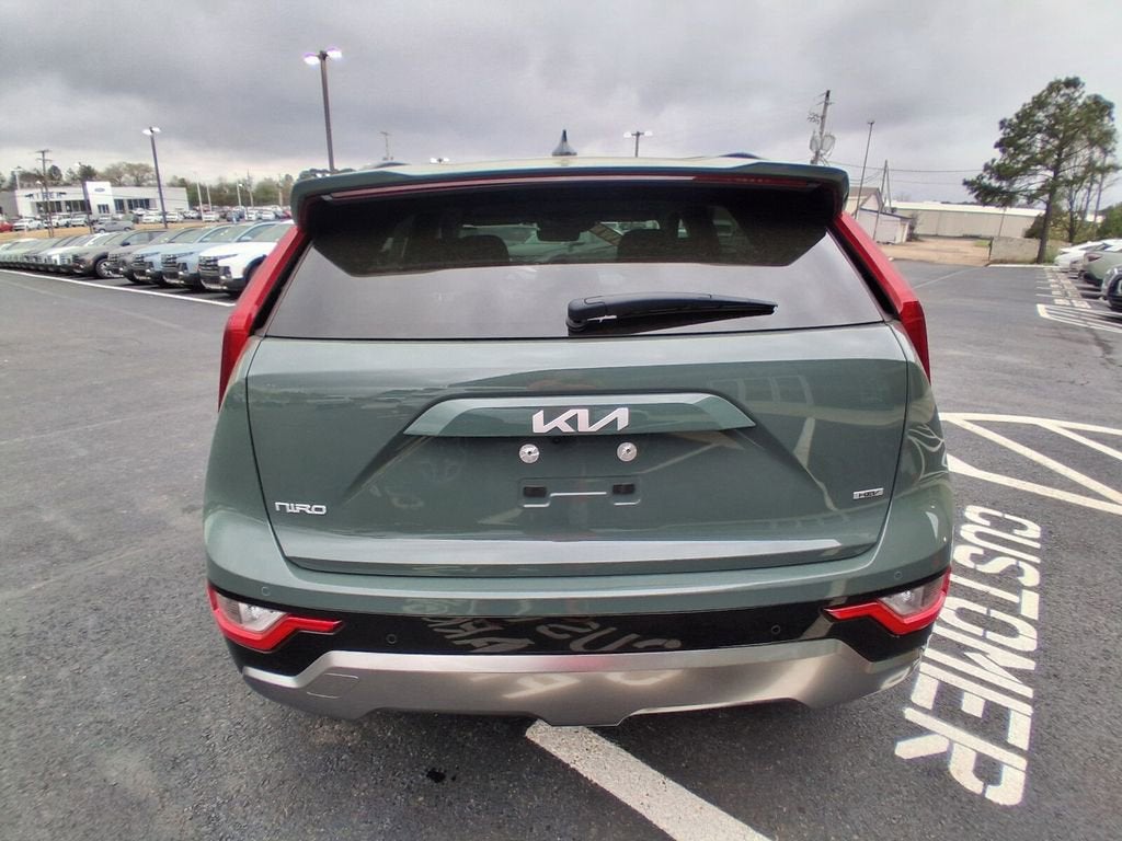 2025 Kia Niro SX