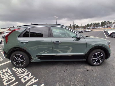 2025 Kia Niro SX