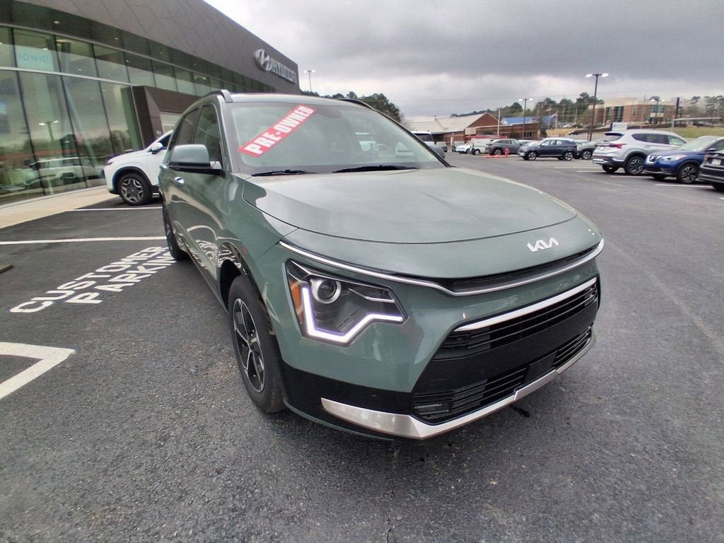 2025 Kia Niro SX