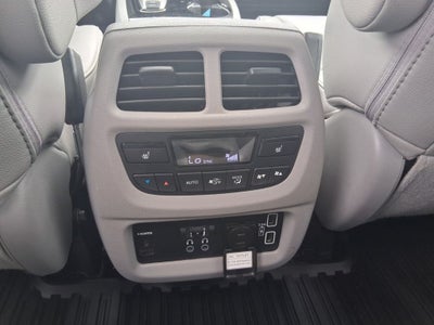2022 Honda Pilot Touring 7 Passenger