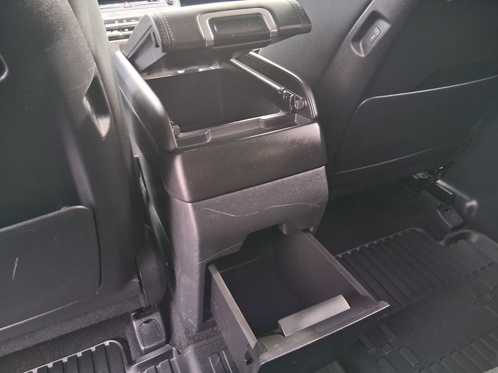 2025 Hyundai Santa Fe SE