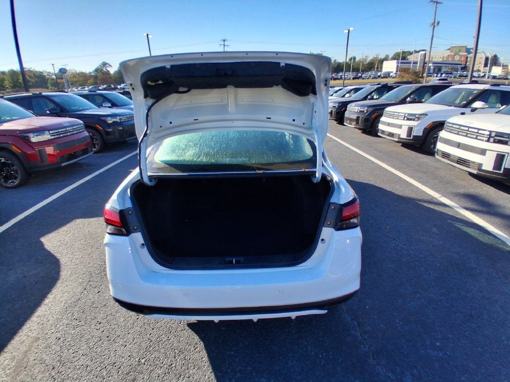 2025 Nissan Versa 1.6 S