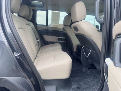 2022 Land Rover Defender 110 S